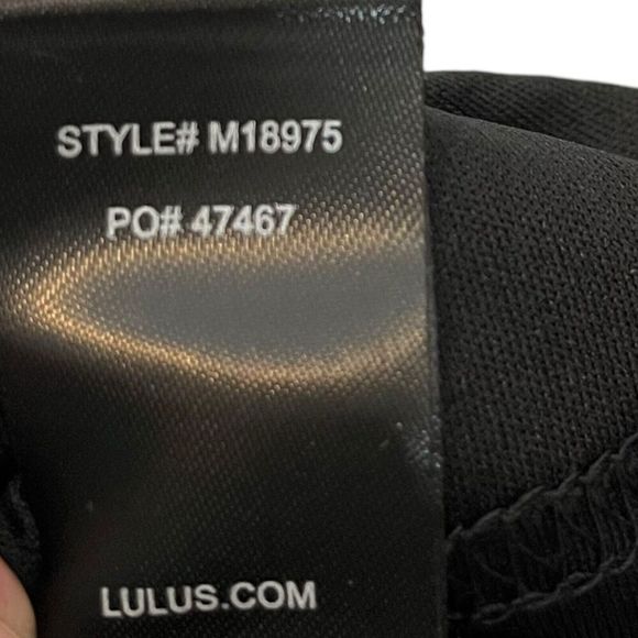 Welcome to my closet! - Picture 10 of 11